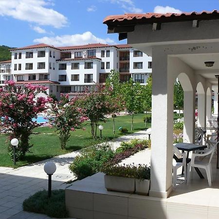 Harmony Hills Poseidon Apartman Rogacsevo Kültér fotó